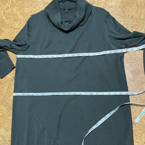 COS 100% Wool Cowl Neck Tulip Overlay Sweater Dress In Gray Green Sz M - Picture 10 of 11